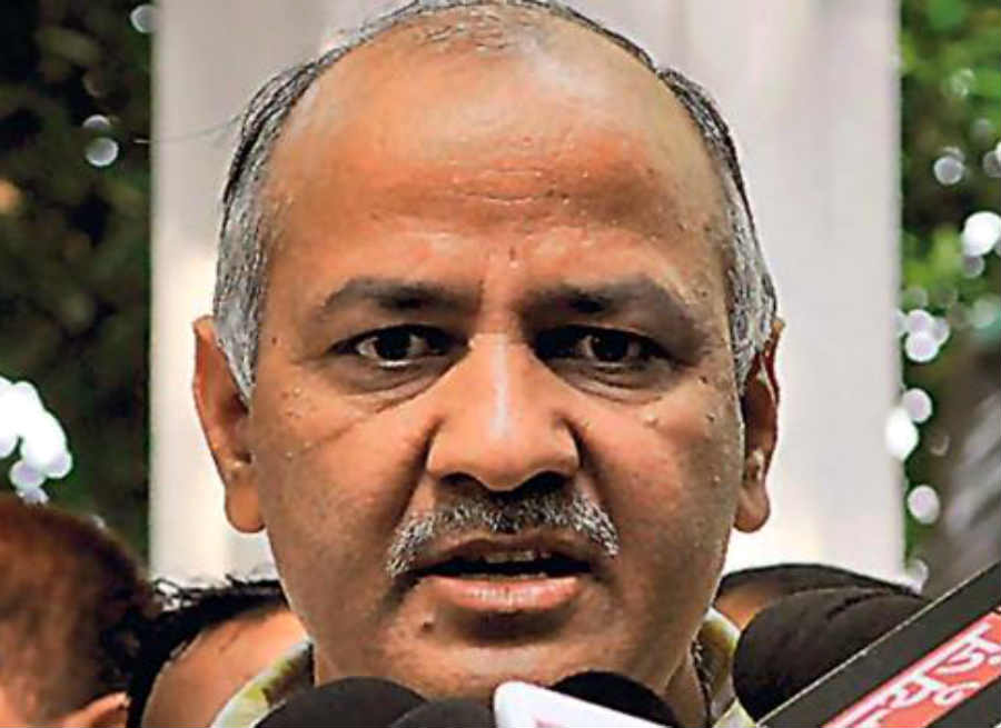 AsifChoudhary_'s tweet photo. Aren't you leaking info at PM's behest?, @msisodia to #CBI @dilipkpandey - #ArvindvsModi https://t.co/jZ2Trxz0Lw https://t.co/WdgDlZAywd