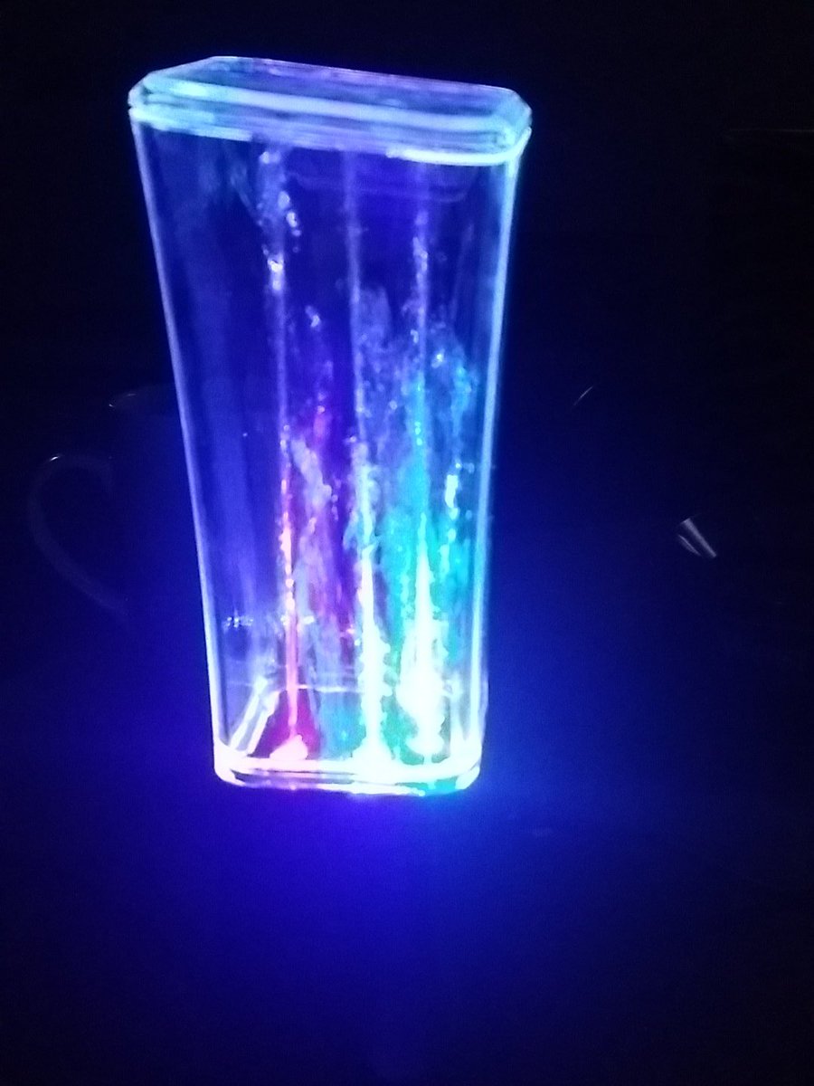 dancerinthemoon's tweet photo. Light show...love it #DreamsComeTrue https://t.co/BjhN34O4oI