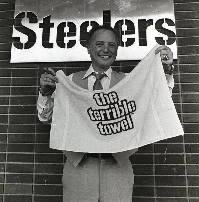 HOMAGE's tweet image. 40 years ago today, Myron Cope's iconic Terrible Towel made its debut at Three Rivers Stadium. #DoubleYoi