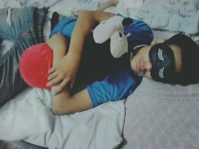 FauzanVanders's tweet photo. Hahahahaha first time siaaaaaa . Serious macam pelik je . Hahahaha https://t.co/ee7PPxfC2s