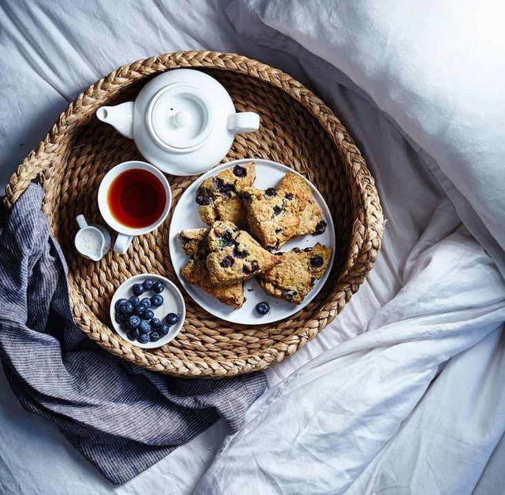 1400HiLine's tweet image. Breakfast in bed = perfect Sunday