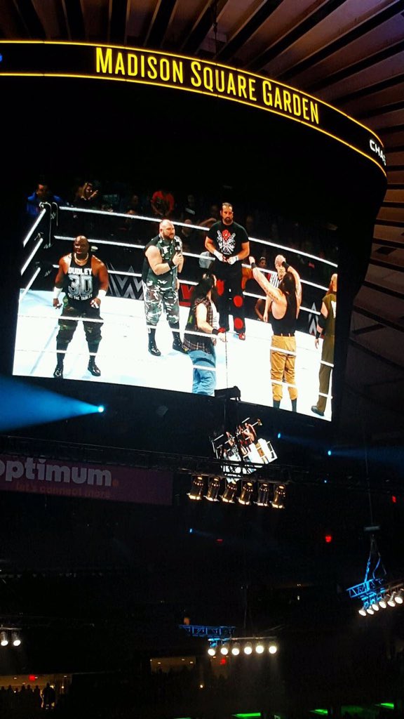 bullyray5150's tweet image. STILL goin strong and STILL gettin it done!! THANKS!!!! @WWEUniverse in @TheGarden What a fun night!! 👌💪👊 @WWE