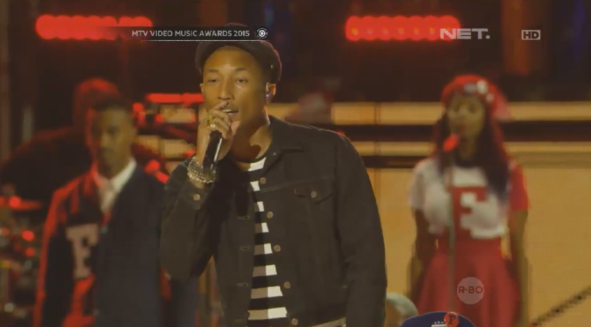 mdtvindonesia's tweet photo. NOW - Freedom - @Pharrell #VMA2015OnNETtv https://t.co/Qe7vKcmN3E