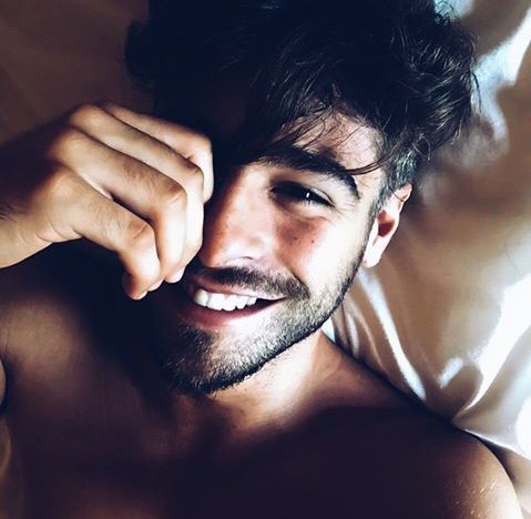 xHugoRoi's tweet photo. Hugo Roi:

¿Le dais RT a este nuevo FC, chico modelo, que esta empezando por la Tl?
||A cambio os daré besos|| https://t.co/YMwabVlxuc