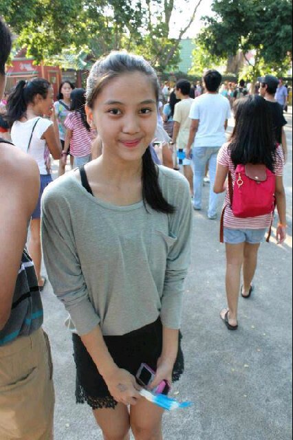 Ter. (@rachelthereesia) on Twitter photo 