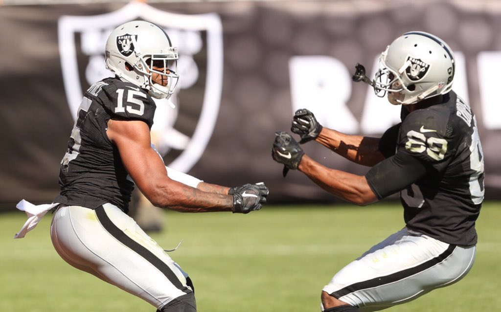 SportBrackets00's tweet photo. -Best WR Duo-
Elite 8

RT - Marshall &amp; Decker

Fav - Crabtree &amp; Cooper https://t.co/7BHrAH0Uuf