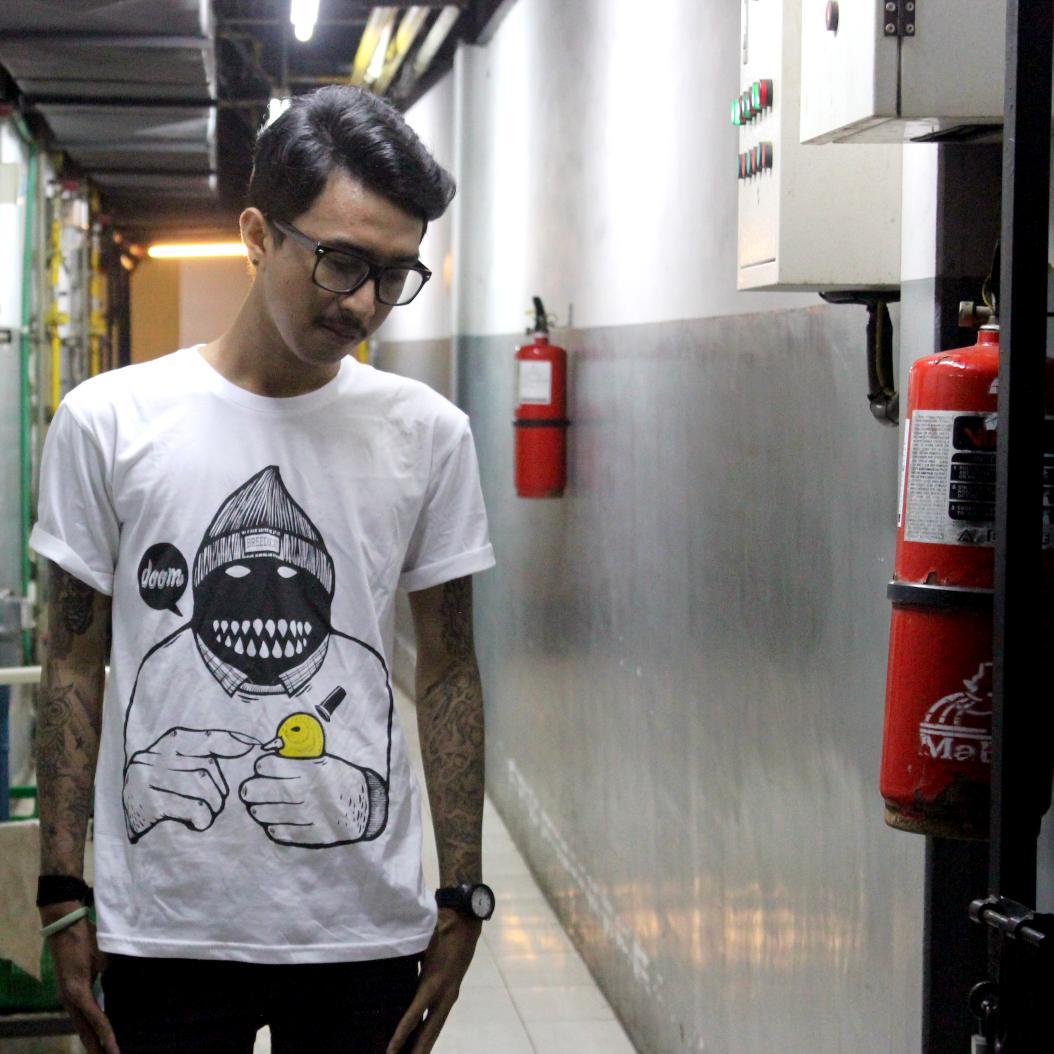 Feel the art inside "afflict"