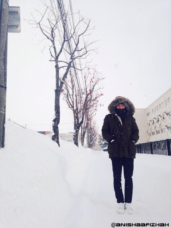 peach_hunnie's tweet photo. #PEACEMINUSONE Snowy Sapporo, Japan
#throwbackVacay https://t.co/AEOlHCluHd