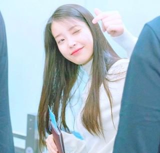 leeeunjieun's tweet photo. @chanyeoq woehehe halo fans https://t.co/nuWTbQI7rq