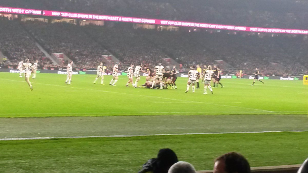 What a game of rugby at Twickers! 39-39! @QuinsRugbyUnion @gloucesterrugby #BigGame8
