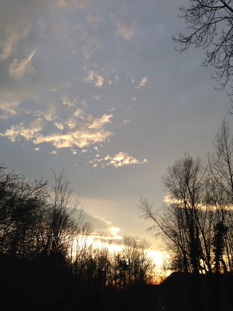 Así estaba esta tarde el valle <a href="/SajaNansa/">Saja Nansa</a> <a href="/cant_infinita/">Cantabria Infinita</a> <a href="/turismocabezon/">turismocabezon</a> <a href="/ViajesDigitales/">Viajero Digital ✈️🚢🚘🚂🌍 #CantabriaApetece</a> <a href="/diarioviajero/">Diario del Viajero</a>