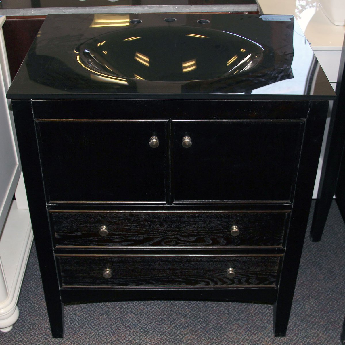 bathroomzznet's tweet image. RT BathKitchen 36" Black Vanity!! bit.ly/1VNHfM9 #bathroomremodel #bathroomvanity #smallvanity #transiti…
