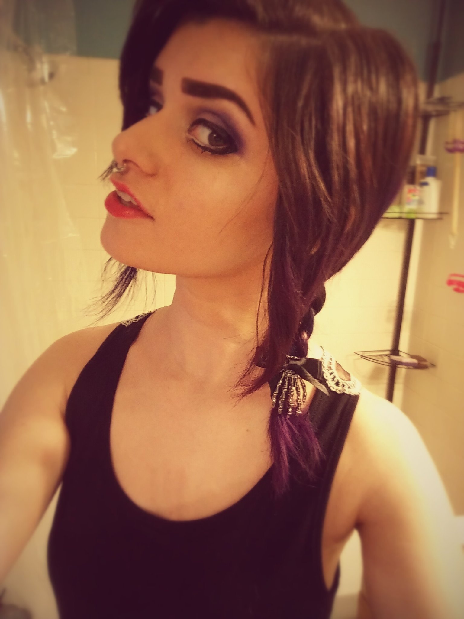 Alli Leigh ❄️🛷 on X: Happy Sunday!! 💞💕💋 t.corgn0PV25vt  X