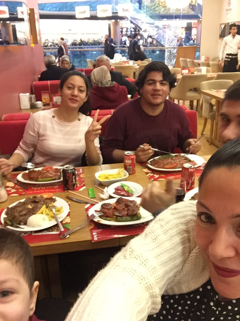 #MutluluğunFotoğrafı#BursaKebapEvi#CocaCola afiyet olsun <a href="/bursakebapevi/">BURSA KEBAP EVİ</a>