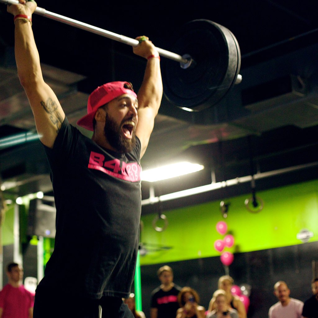 RhinoCoFitness's tweet photo. New year, new goals, same you. Don't wait to start improving.
#rhinoco https://t.co/K99aNRLhny