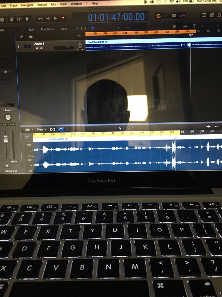 RoelSantosJr's tweet photo. Editing and producing! New episode coming! #PodernFamily #pickandro #diy #podcasters https://t.co/WhnLMGF7lw