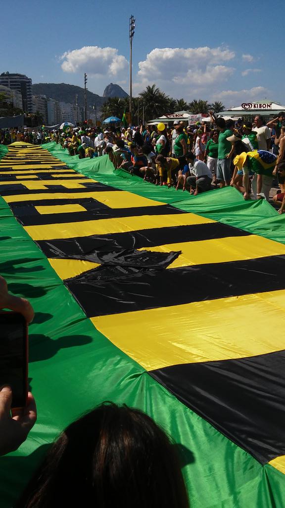 ANDERSON79_SRN's tweet photo. @KleberSiarc @Ca_Moredi @marisascruz @BrasiLivreDoPT @NoticiasnaTela #ImpeachmentDilma #fotode2015 https://t.co/sKCI9iwdFO
