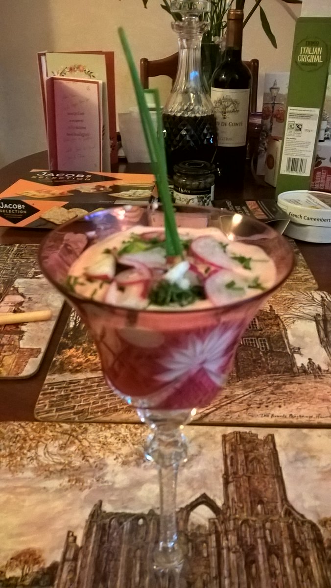 ThinkSlimBeSlim's tweet image. Pleased with this Xmas starter I made Xmas day;smoked salmon;ricotta;creme fraiche herbs;delicious! #diet #uthors