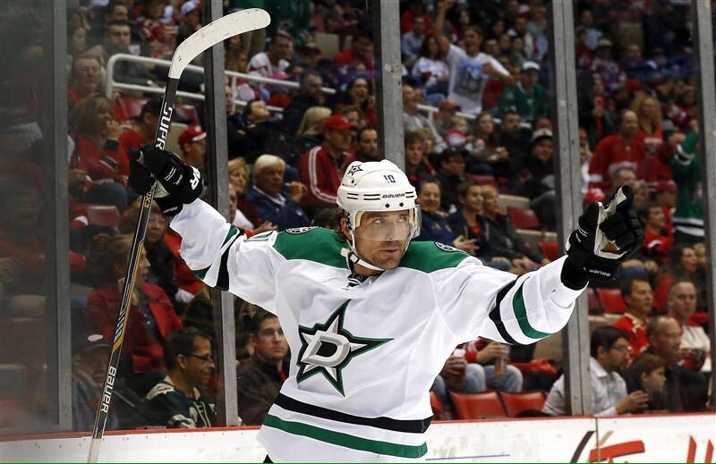 Happy 34th birthday to the one and only Patrick Sharp! to wish a happy birthday! 