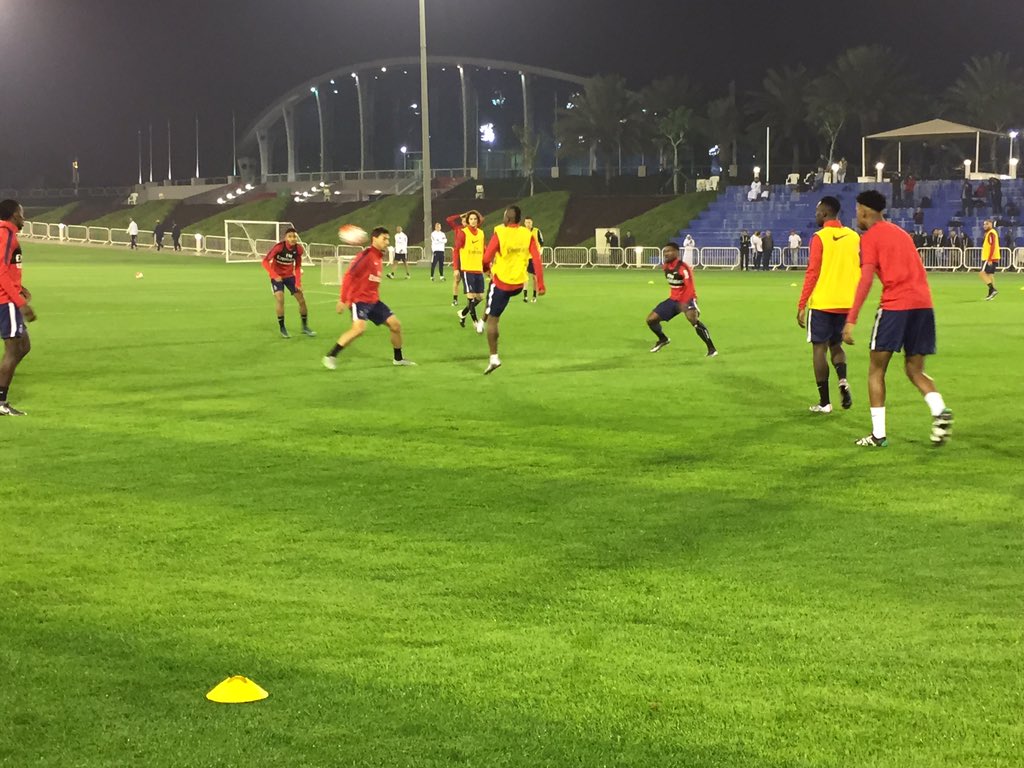 PSG_inside's tweet image. Entraînement du @PSG_inside à suivre en Live sur Facebook.com/psg #doha2015 #qwt
