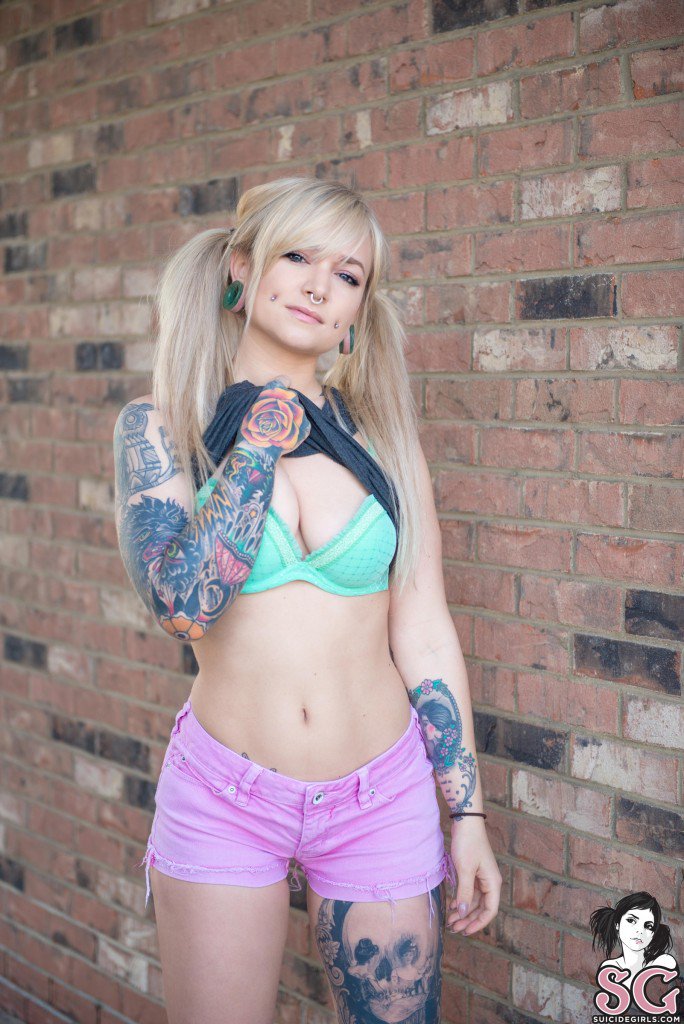 Girls vayda suicide 33 Most