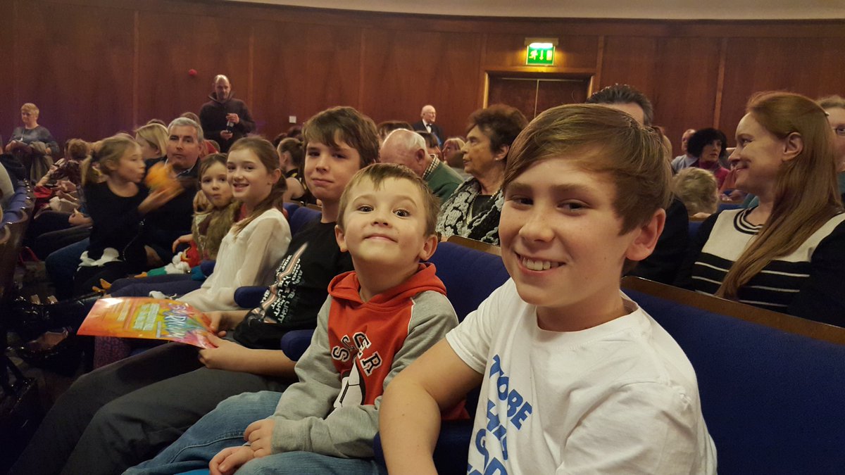janeg222's tweet photo. Happy kids @manoroperatic Cinderella. Loved the horses, snow &amp; tiddly winky. Fabulous singing and acting too. Wow! https://t.co/Zqo3VkawhG