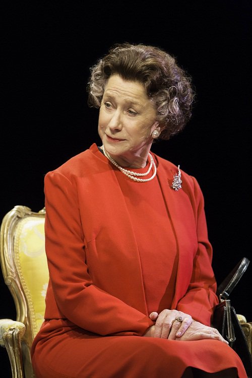 NTLive's tweet photo. Our US audiences were treated to a royal visit in June with #TheAudience #NTLive2015. https://t.co/oAszn601ro
