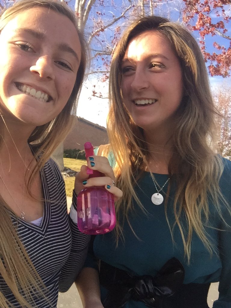 delaneybenson9's tweet photo. Team #hottie is out!! @sierra_kreutzer is out @mandiesimpson22 is back in! 😜 @AssassinsCBAD https://t.co/25mRQLMDKl