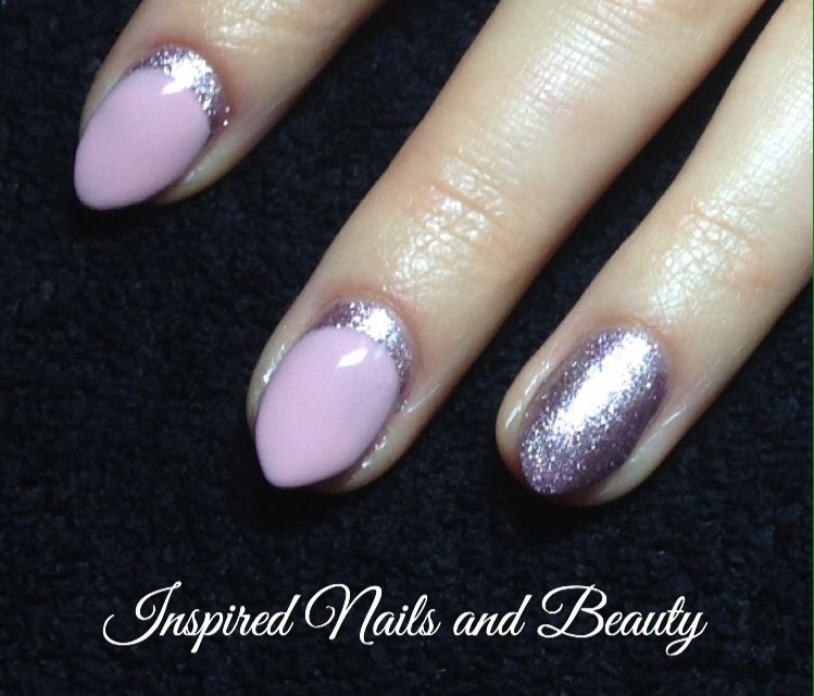 nails_inspired's tweet photo. I loved doing these! my client was equally as excited 😁#shortstilettos #nailart #gel2 #IBX @_gel2 @CreativeBeautyG https://t.co/QDBH1TU5pD