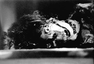 Un cult movie al giorno! "La notte dei morti viventi" 1968
George A. Romero
youtu.be/5gUKvmOEGCU