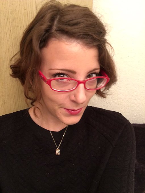 Oh hai. #selfietime #actuallydidmakeup https://t.co/4Mk1EAspRT<a href="/tag/selfietime"class="tags">#selfietime</a><a href="/tag/actuallydidmakeup"class="tags">#actuallydidmakeup</a>