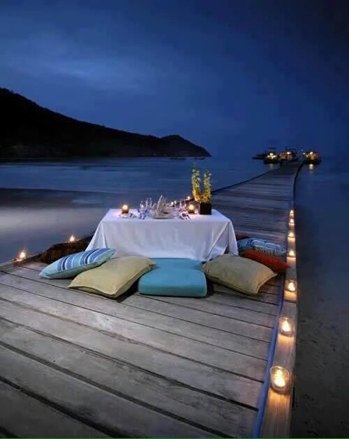 springbian's tweet photo. 24. Donde te gustaria tener una cita con tu crush? y con tu idolo? https://t.co/MiHfyzYpwa
