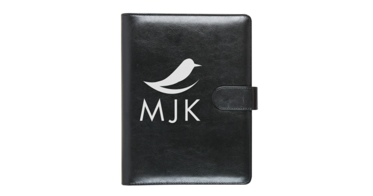 bbfgraphics's tweet image. Coming in January 2016: Get into the habit of journaling with this personal notebook: otbd.it/AqiXww