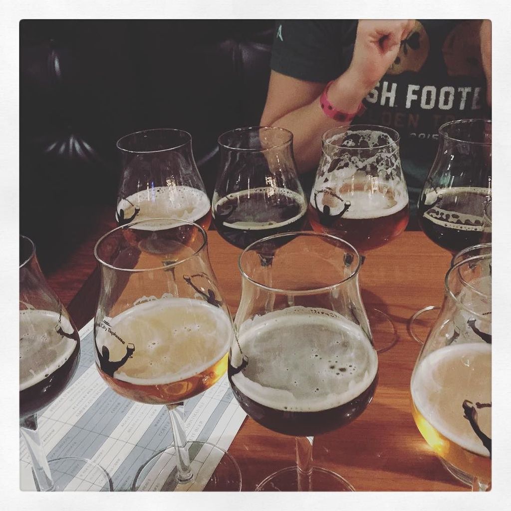SuperPapa16's tweet image. #2Flights #BurdessChristmas2015 #instatweet