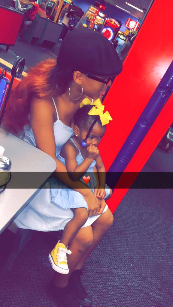Shay_keyyyy's tweet photo. ChuckECheese date w. my love❤️❤️ https://t.co/QSPKyiYMgp