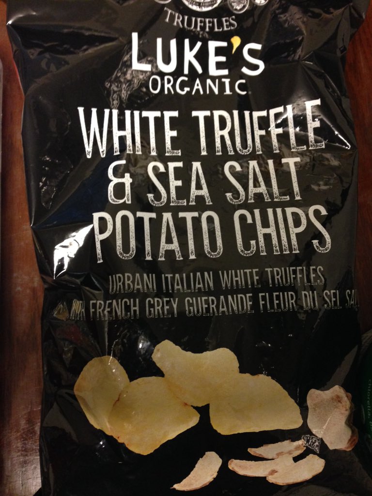 SeasoningNSalt's tweet photo. @LukesOrganic can't believe you have white truffle chips! https://t.co/HtK2LgaNKE