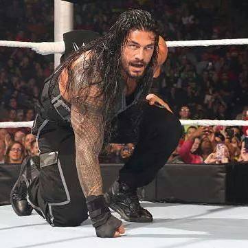 LeeshaNDessy's tweet photo. #Roman #BigDawg #ShowHimMADLuv #OurWHWC! @WWERomanReigns @RomannReignsWWE @TheDeannAmbrose @airstream52 @shady926 https://t.co/1tQSJ4Ardg