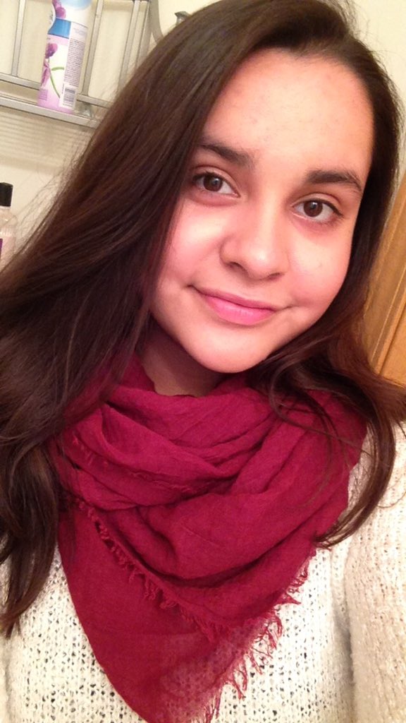 nowadaydolan's tweet image. #Dolangirlsareconfident 😊😊