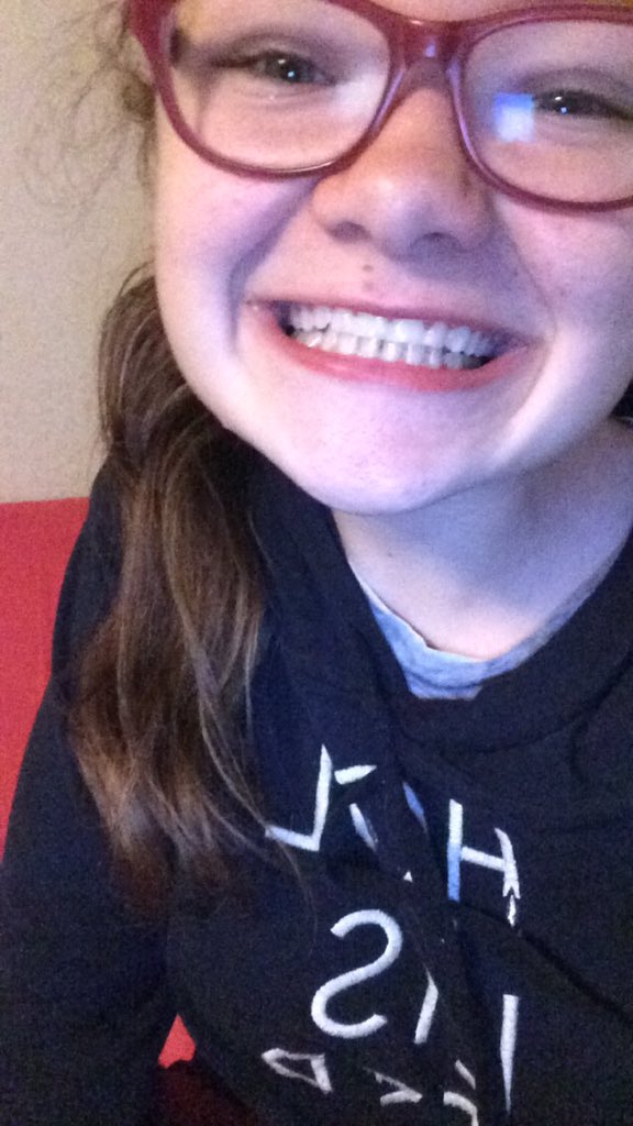 bubblydolan's tweet image. #Dolangirlsareconfident