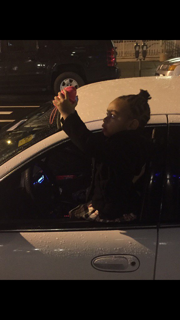 Brandon_SPC's tweet image. Brylee got a new camera we in the city site seein .. She ready for a shoot @uknotwitty @ArtMan__ #polishd