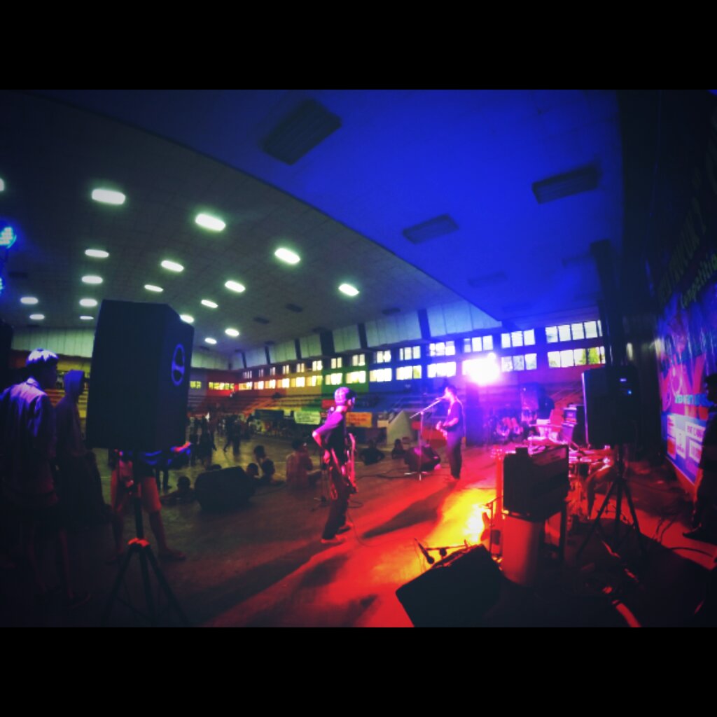 STRONGSMILE (@strongsmile_) on Twitter photo Setidaknya kemarin sore kita sing a long bareng bawain Redemption Song ala <a href="/maskedhero_rawk/">MASKED HERO</a>!!! Setidaknya kemarin sore kita sing a long bareng bawain Redemption Song ala <a href="/maskedhero_rawk/">MASKED HERO</a>!!!
