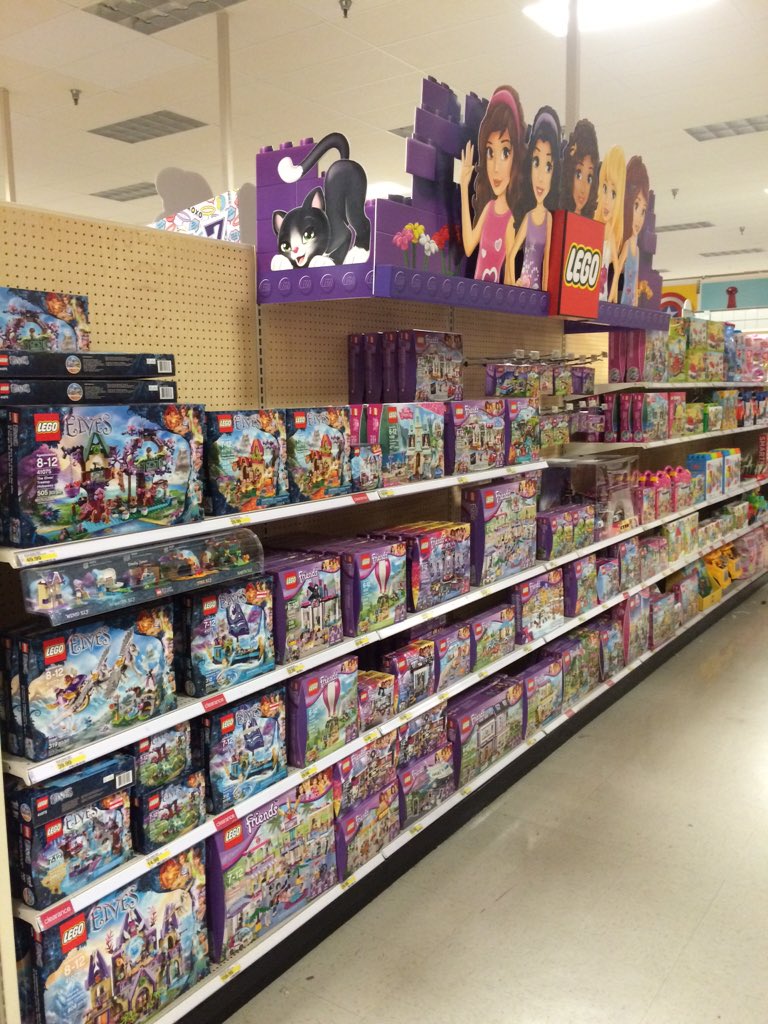JoeWhiteEffect's tweet photo. When I was your age.... We called them #shelfies ;) #fun881 @sarahguffy @smhowa @salamlazkani https://t.co/G8LuUEookh