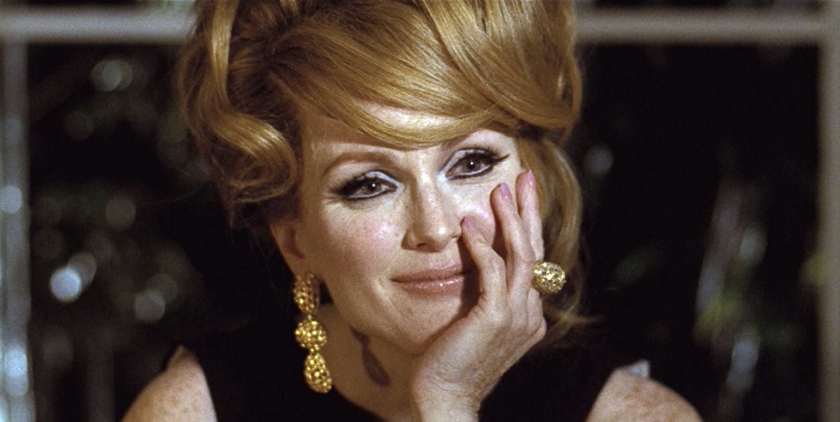 IndieWire's tweet photo. 9 best Julianne Moore performances: https://t.co/XHYlWhmzgn https://t.co/NltswX1qXZ