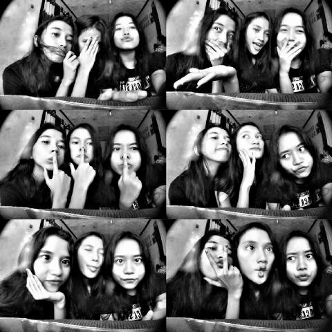 ninanurelsa12's tweet photo. Crazytime @Susi_Alviani @mutiaSA1 😄😄 https://t.co/JobRNCT80a