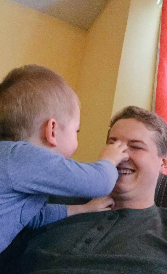 _flyingsolo_25's tweet image. The only thing that makes me happier than Brad, is Brad with tiny humans 🙈💕