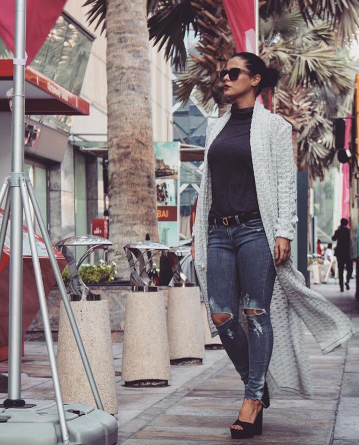 blanco_purefash's tweet image. Soft, Light &amp;amp; White. Keeping it simple with a wear with anything look. #FallCollection2015 #WinterFashion #Style