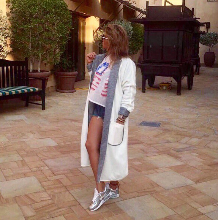 blanco_purefash's tweet image. The Reversibles! #FallCollection2015 #WinterFashion #Style #Dubai