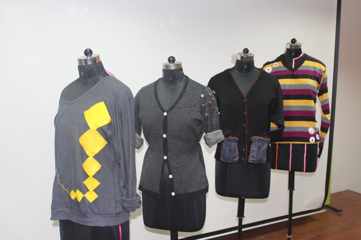 jaipurarch's tweet photo. Old #SWEATERS Designed by Our FD Students to #GIVEAWAY to the Needy as #WARMHUGS!
#spreadwarmth #donatesweaters https://t.co/eoPrrTAuH4