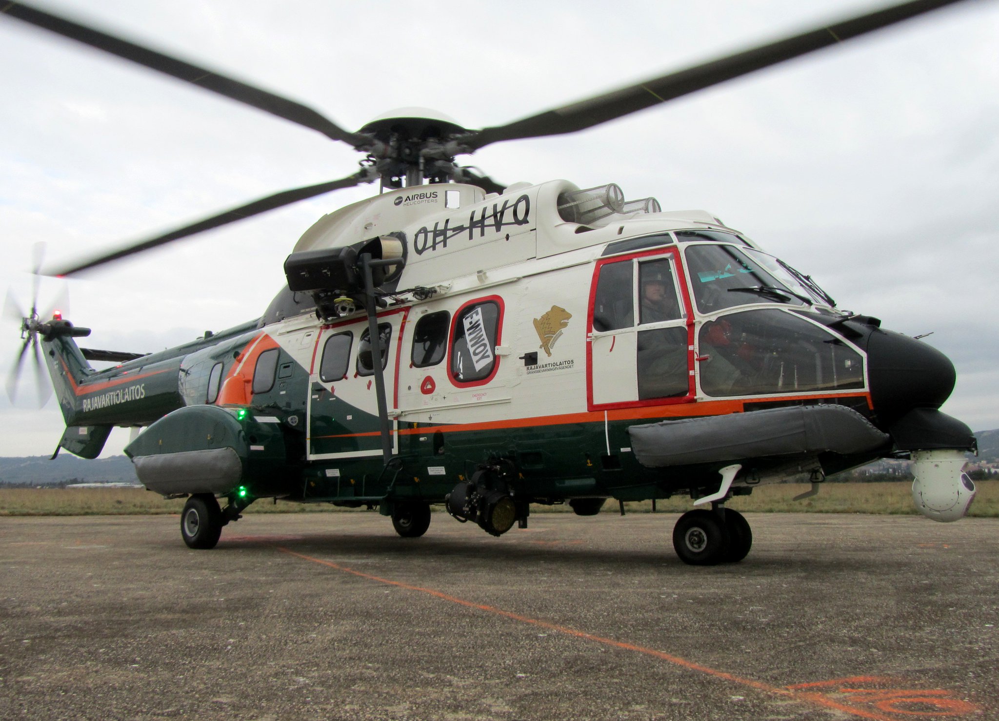 CXT0YBzUQAA1MrE.jpg:large