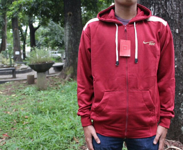 SenaStore tweet media